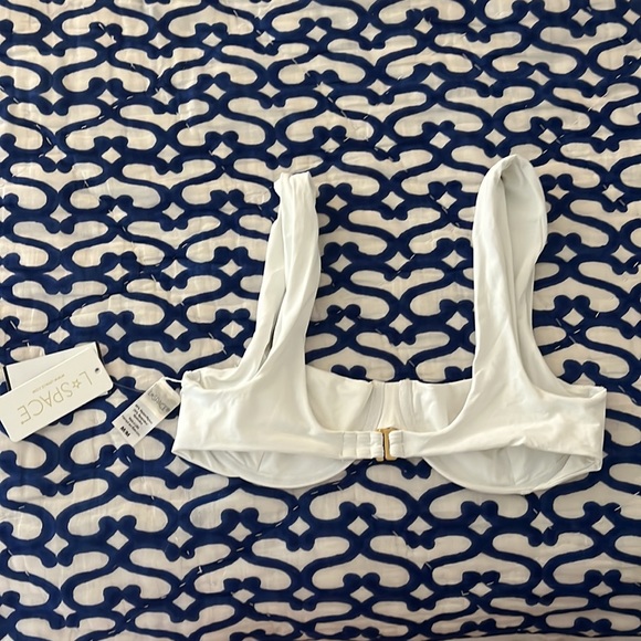 NWT White lspace top size medium - Picture 2 of 2